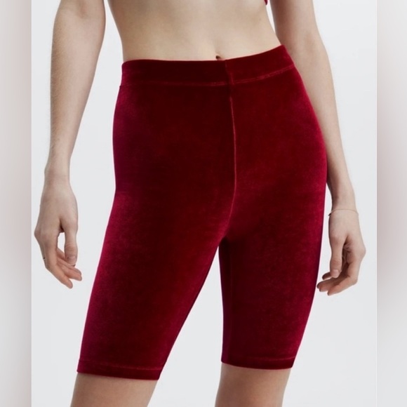 Fabletics High Waisted Velour Bike Shorts size S💥New with tags Stretchy sexy - Picture 6 of 12